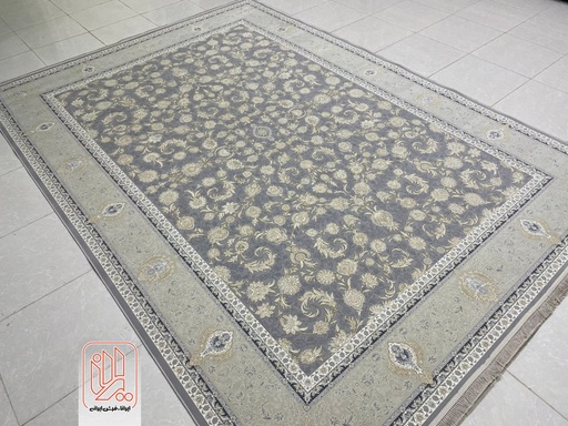 مجلل نقره ای